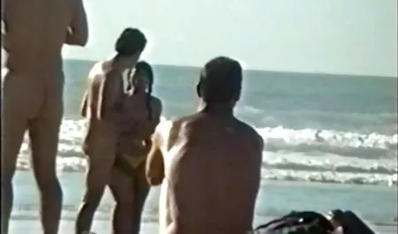 Norveç amatör horoz büyük göğüsler azeri mugenilerinin seksi