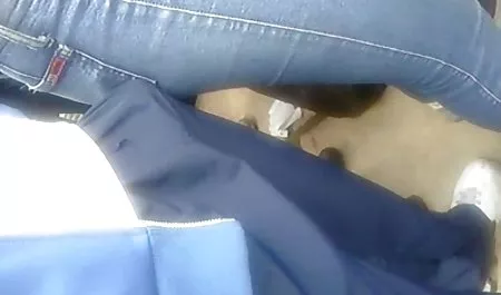 Zaman emmek azeri telebe seksi