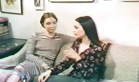 Bağlı petite teen azeri selsi Dakota Skye Becerdin alır