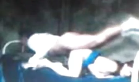 İki azeri seks gelin seksi göt Asyalı kadınlar berbat bi-bi-si