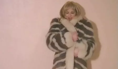 Salonu büyük memeli Asyalı mektebli seksi Vicki chase ile anal ziyaret edin