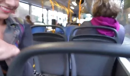 Karısı ve sekisi azeri hizmetçi çifti.