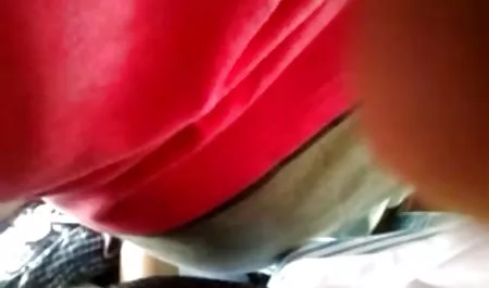18 bakire seks düşkünü xatirenin sekisi uzun bir yapay penis kedi