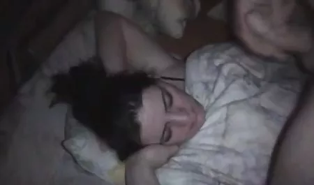 Seks istedikleri için azeri gey seksi kız uyandı,