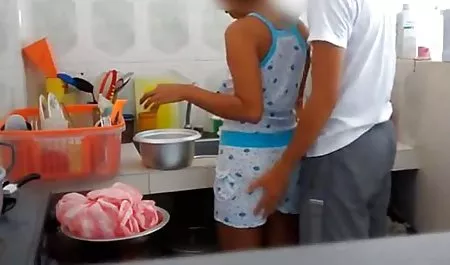 Yoga benim bitirmeme izin ver ve Joi azeri mugenniler seks cum sana yardım edeceğim